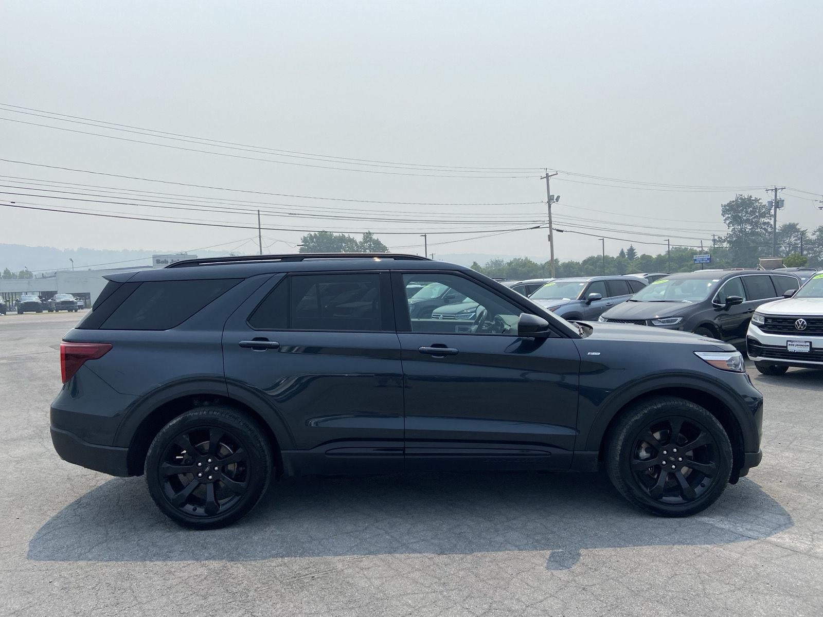 2023 Ford Explorer ST-Line