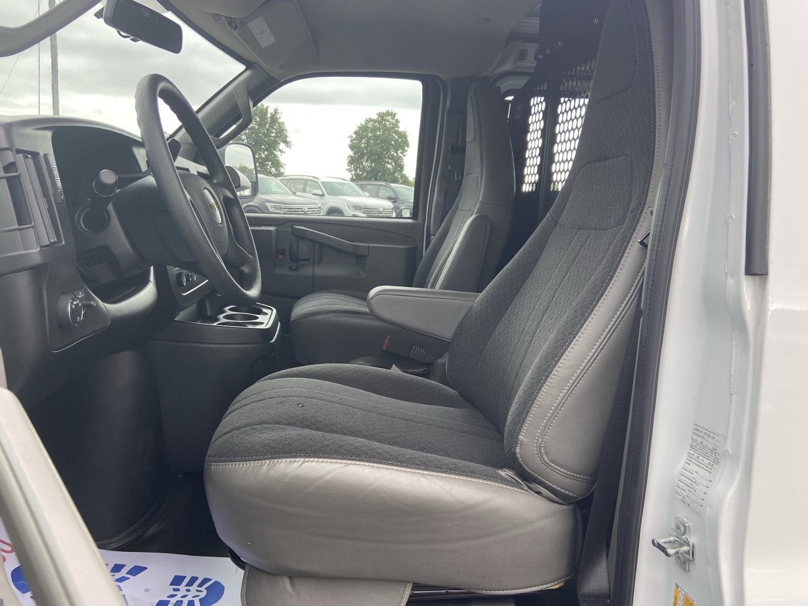 2025 Chevrolet Express Cargo Van RWD 2500 135"