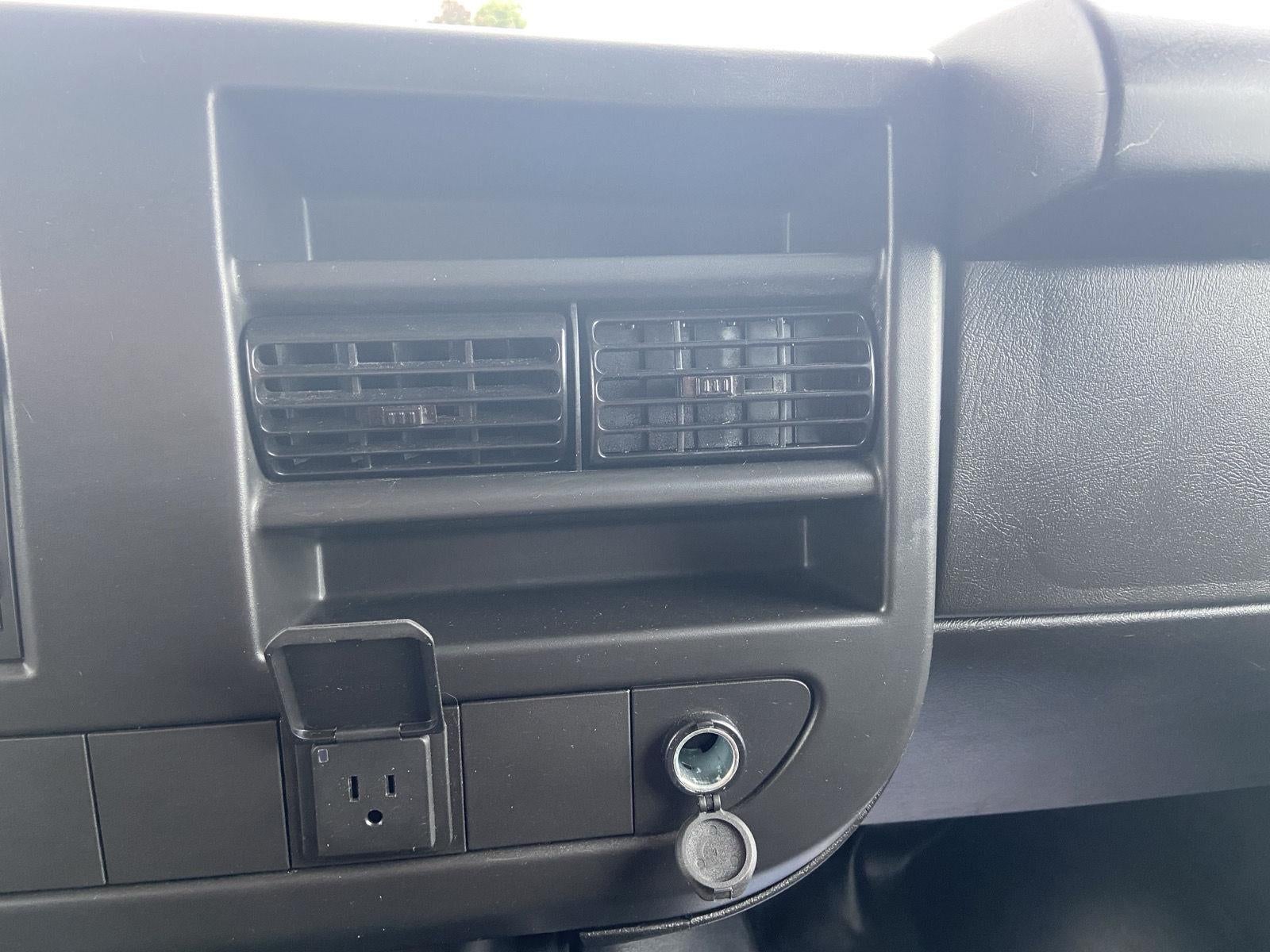 2025 Chevrolet Express Cargo Van RWD 2500 135"