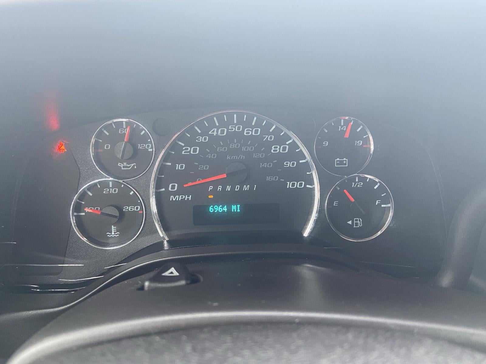 2025 Chevrolet Express Cargo Van RWD 2500 135"