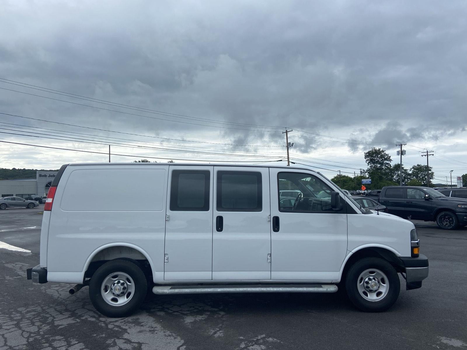 2025 Chevrolet Express Cargo Van RWD 2500 135"