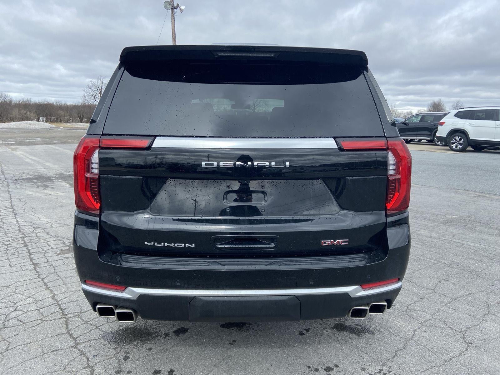 2025 GMC Yukon Denali