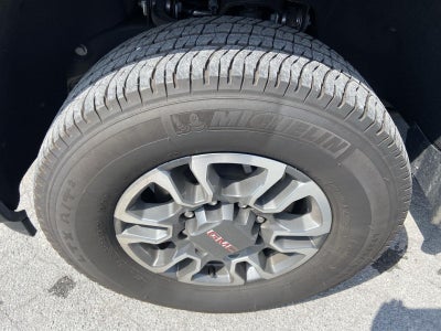 2024 GMC Sierra 2500HD SLT