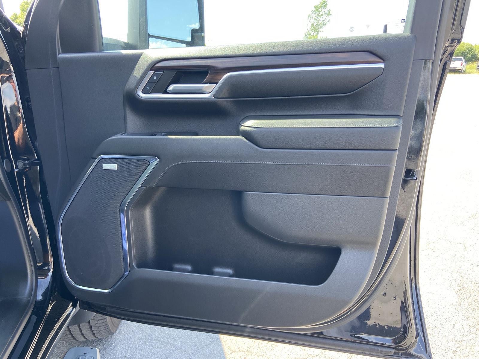 2024 GMC Sierra 2500HD SLT