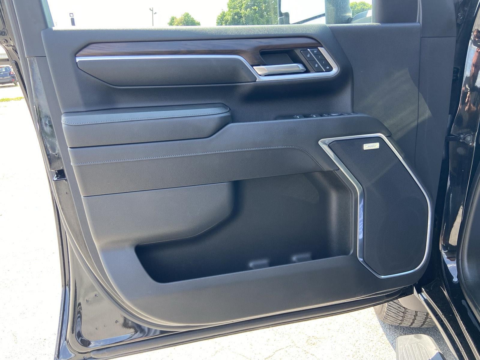 2024 GMC Sierra 2500HD SLT