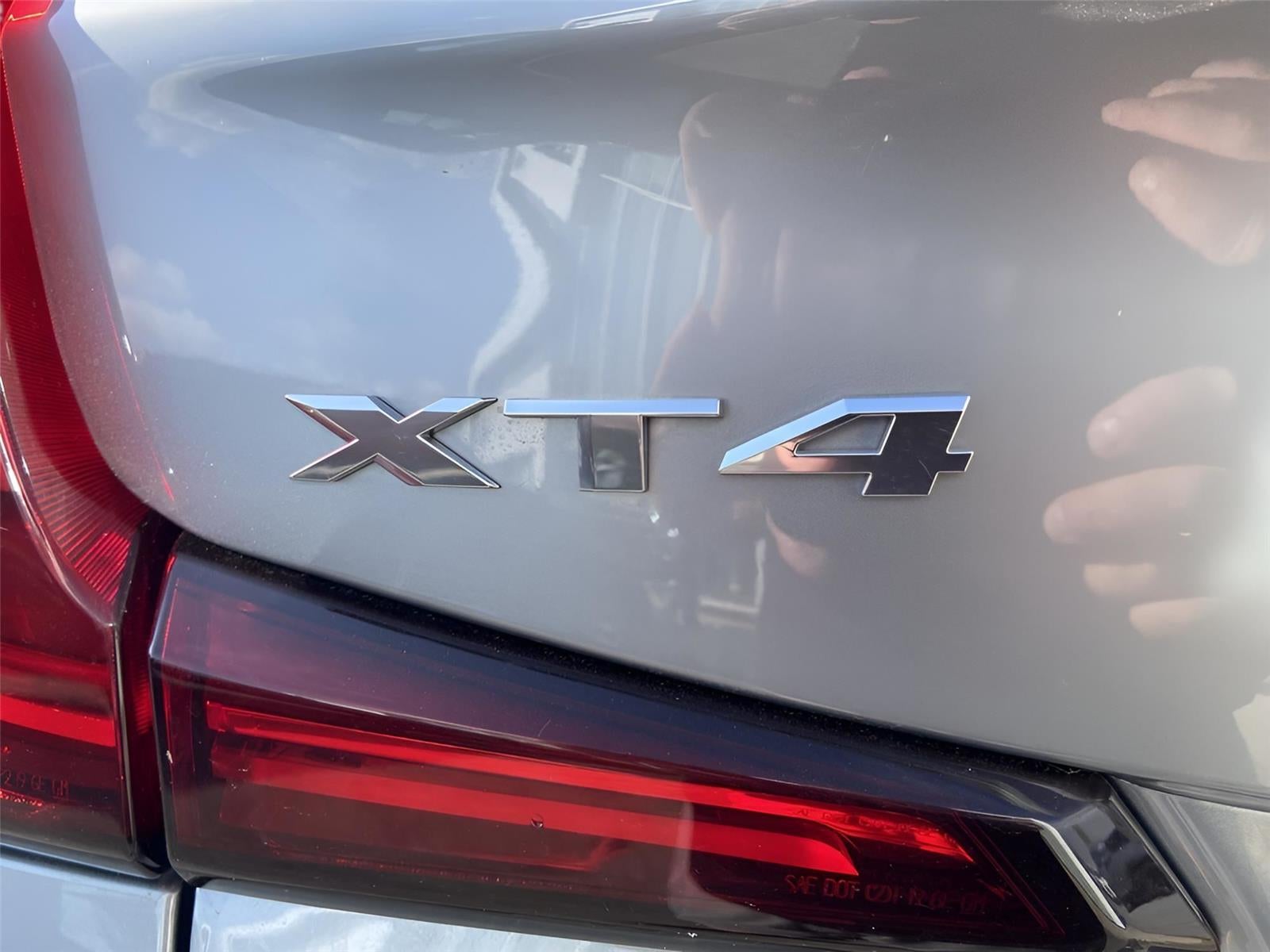 2025 Cadillac XT4 AWD Premium Luxury