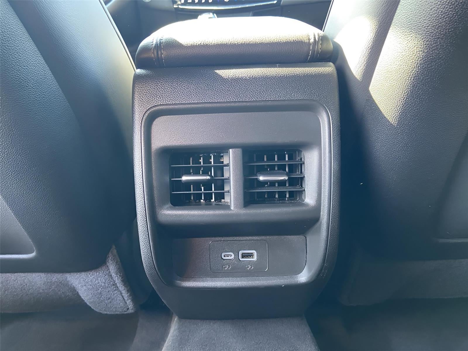 2025 Cadillac XT4 AWD Premium Luxury