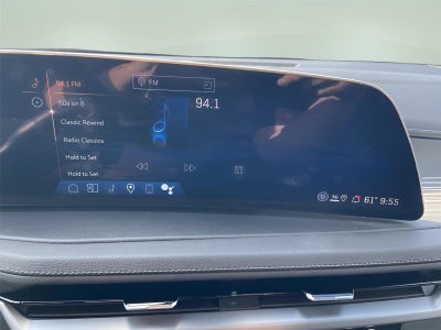 2025 Cadillac XT4 AWD Premium Luxury