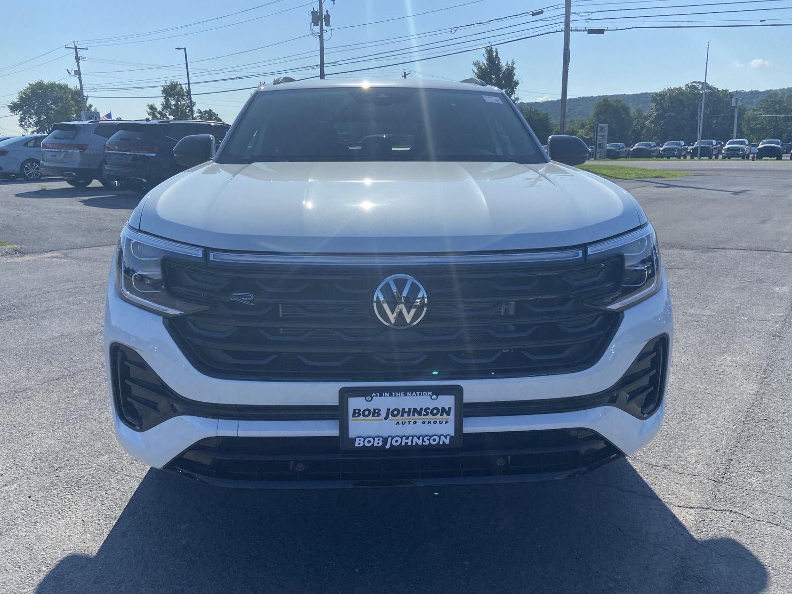 2026 Volkswagen Atlas Cross Sport 2.0T SEL R-Line Black