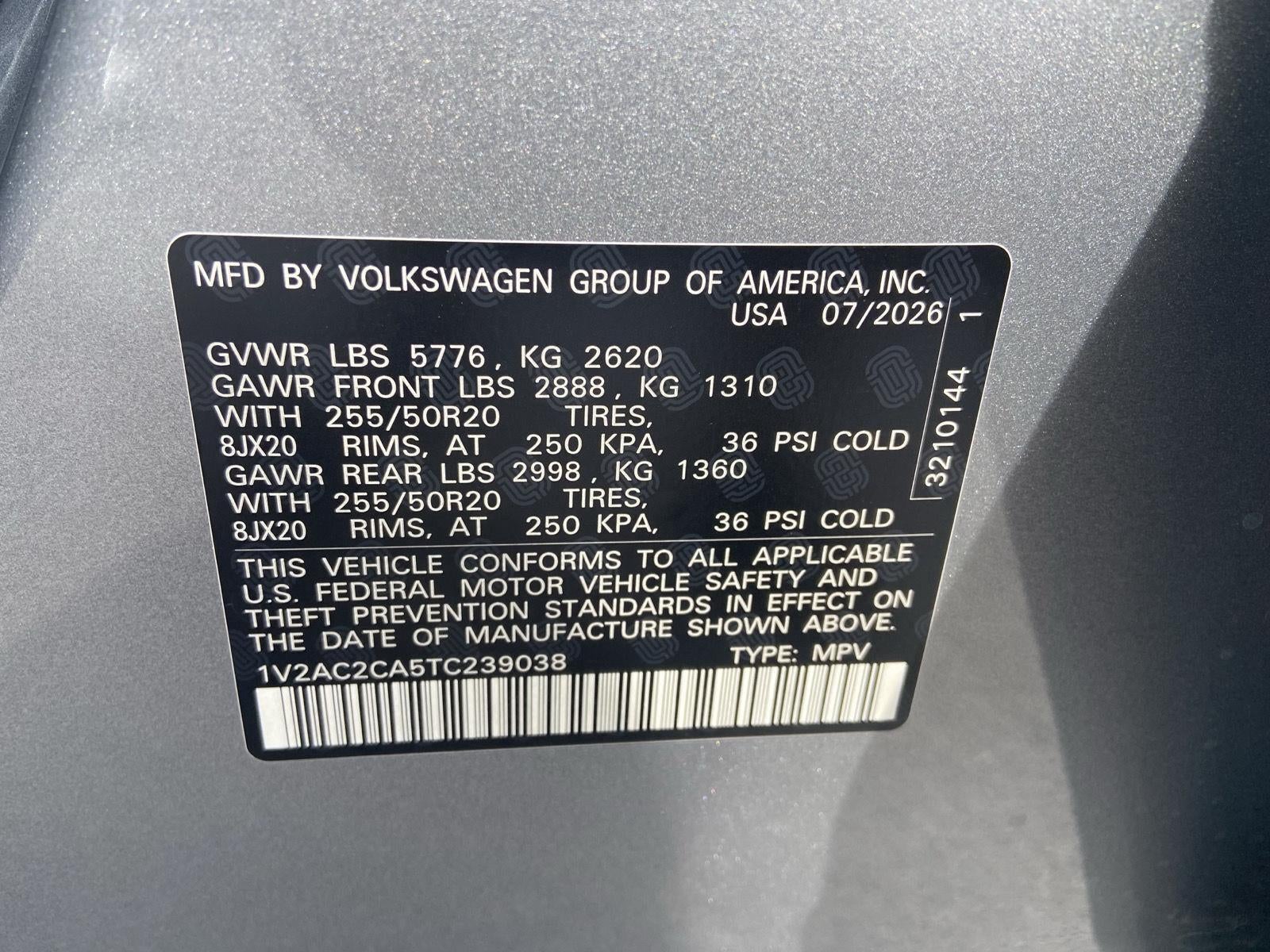 2026 Volkswagen Atlas Cross Sport 2.0T SEL R-Line Black