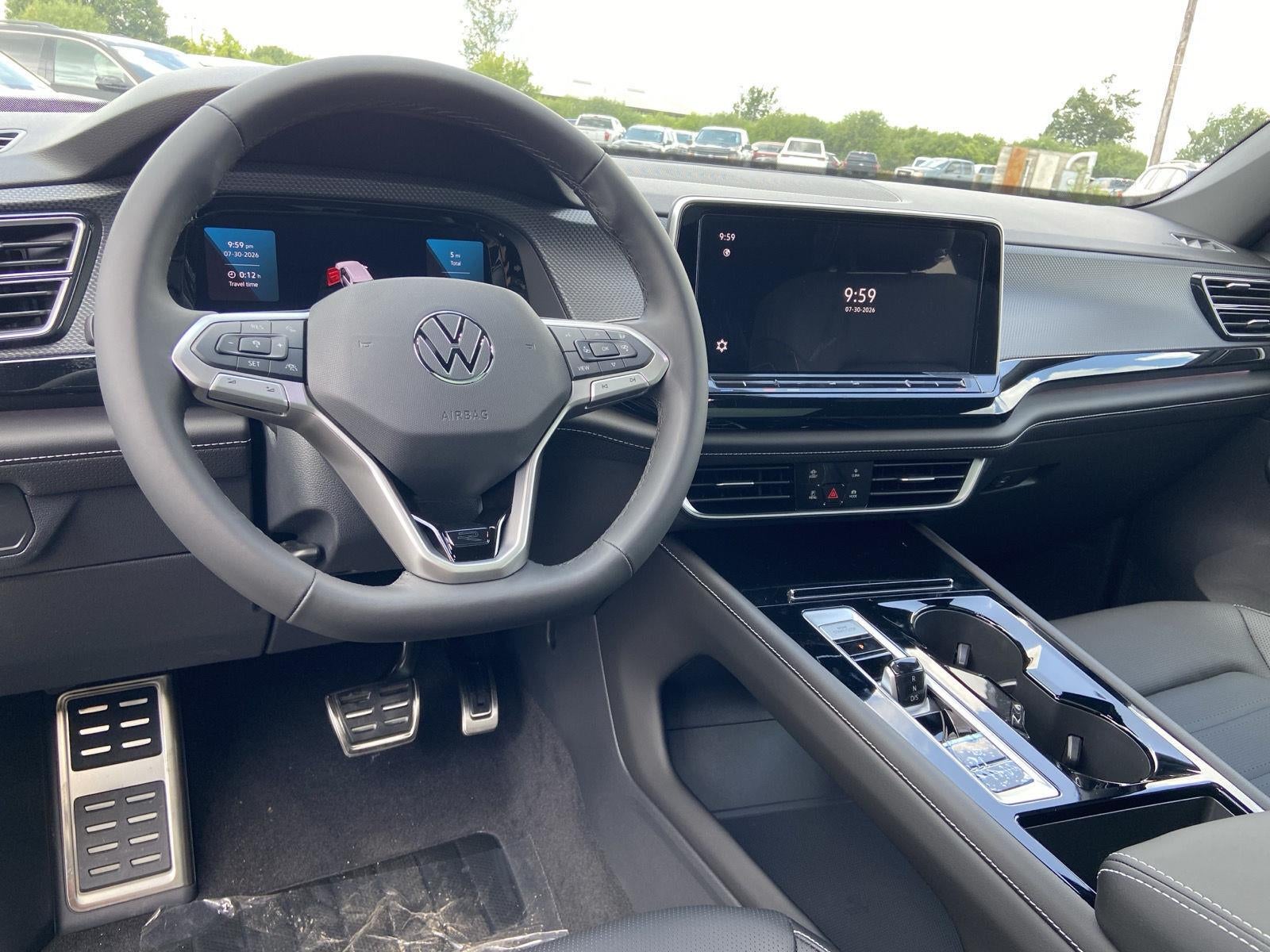 2026 Volkswagen Atlas Cross Sport 2.0T SEL R-Line Black