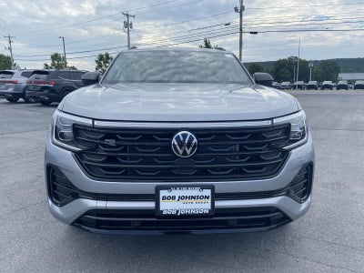 2026 Volkswagen Atlas Cross Sport 2.0T SEL R-Line Black