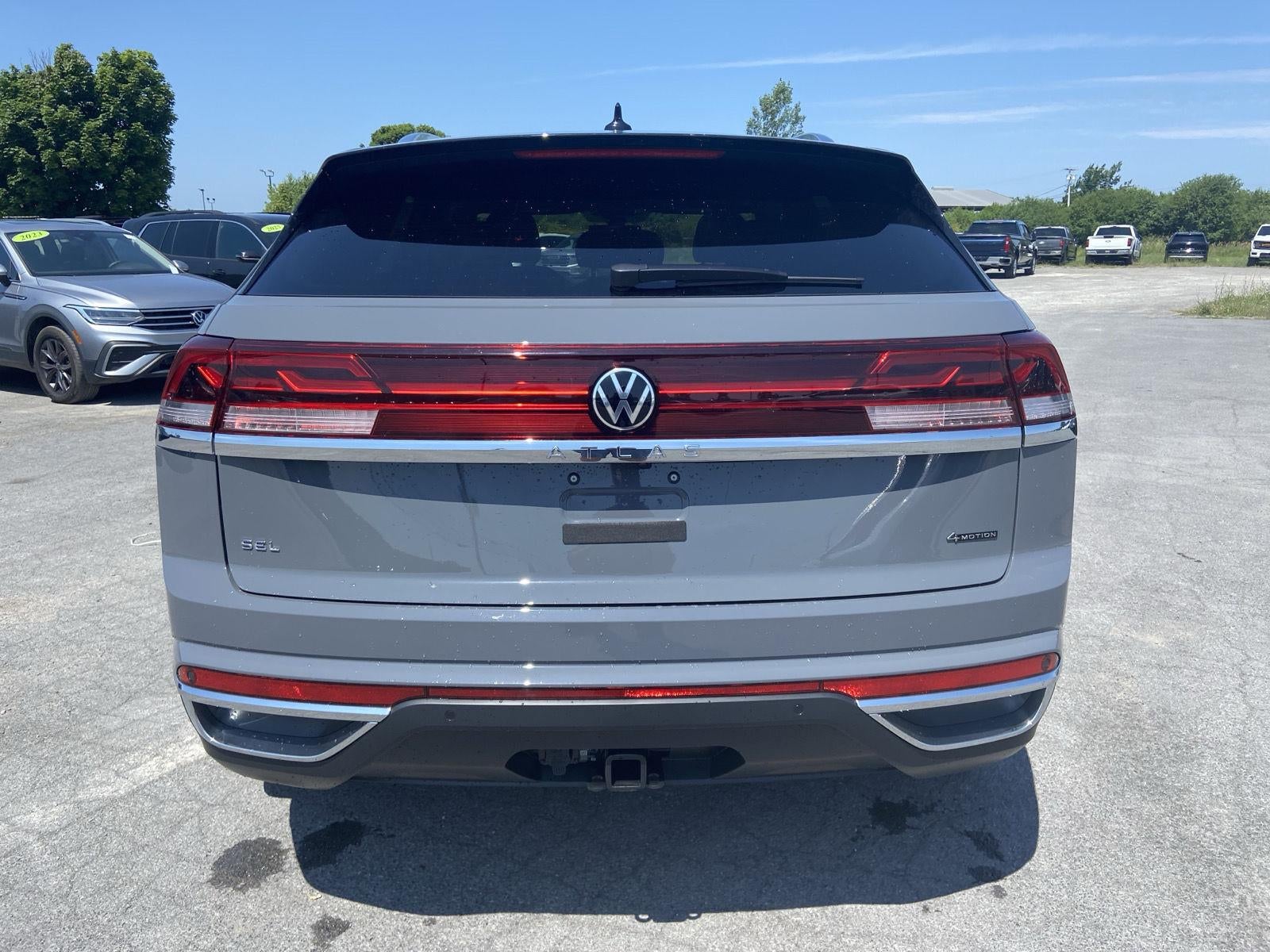 2026 Volkswagen Atlas Cross Sport 2.0T SEL