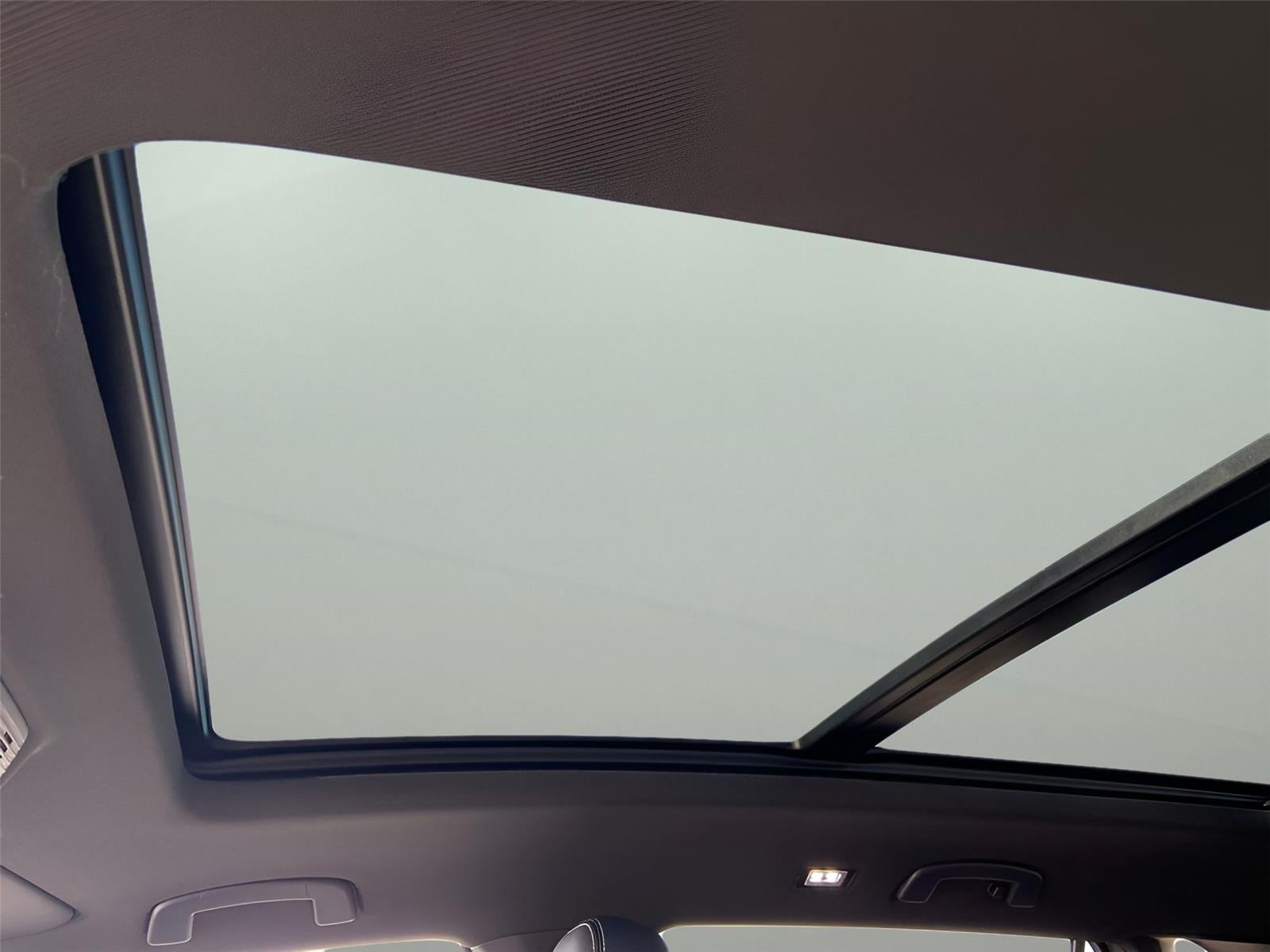 2026 Volkswagen Atlas Cross Sport 2.0T SEL