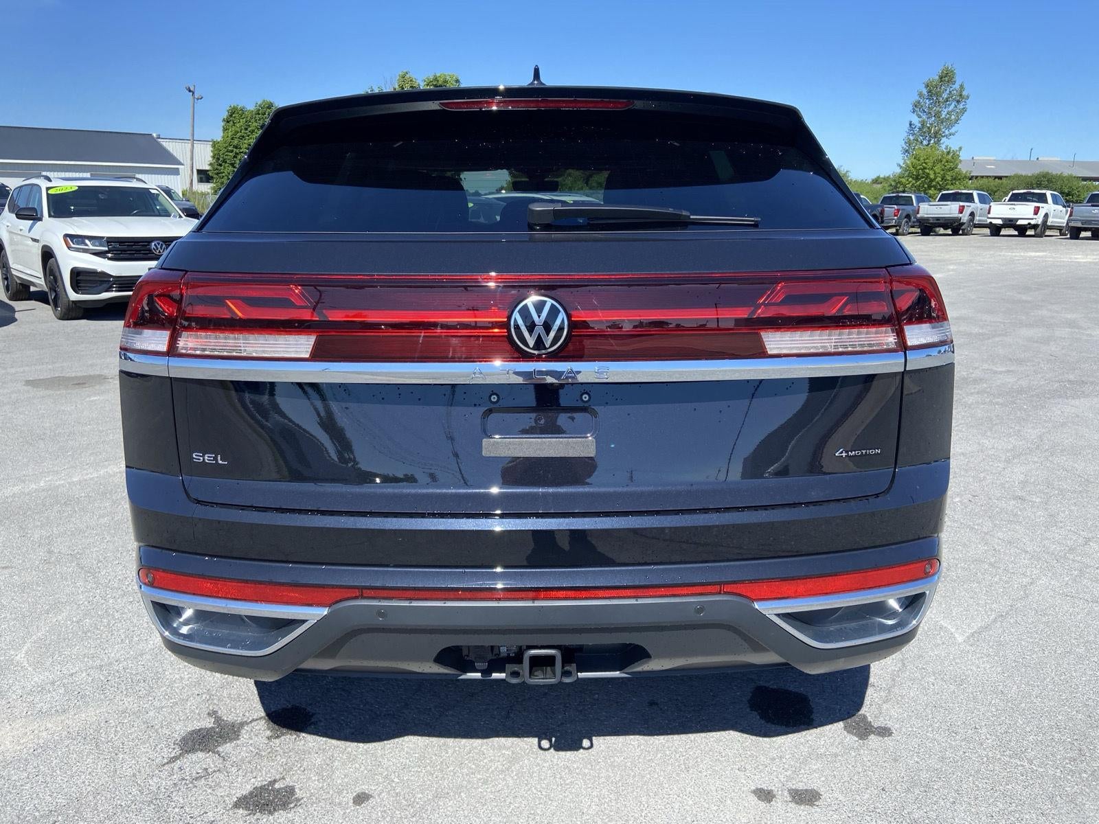 2026 Volkswagen Atlas Cross Sport 2.0T SEL