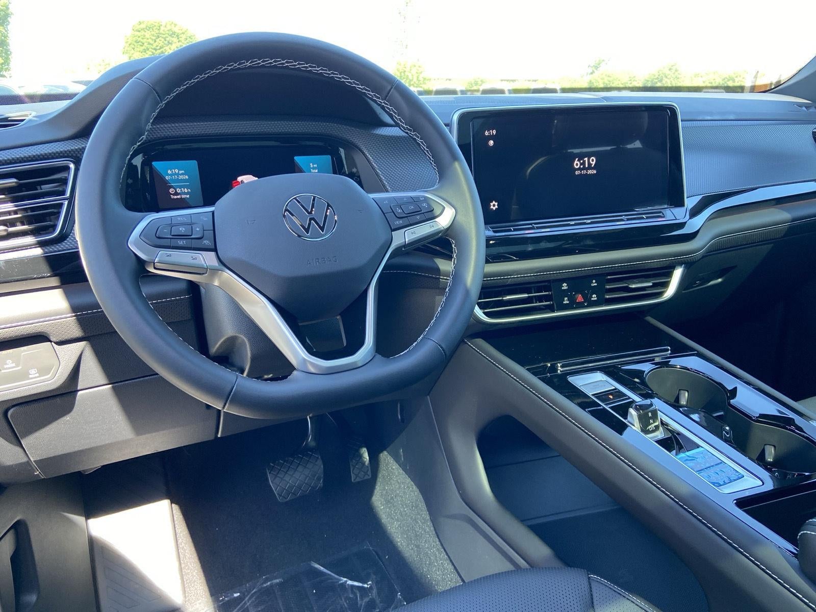 2026 Volkswagen Atlas Cross Sport 2.0T SEL