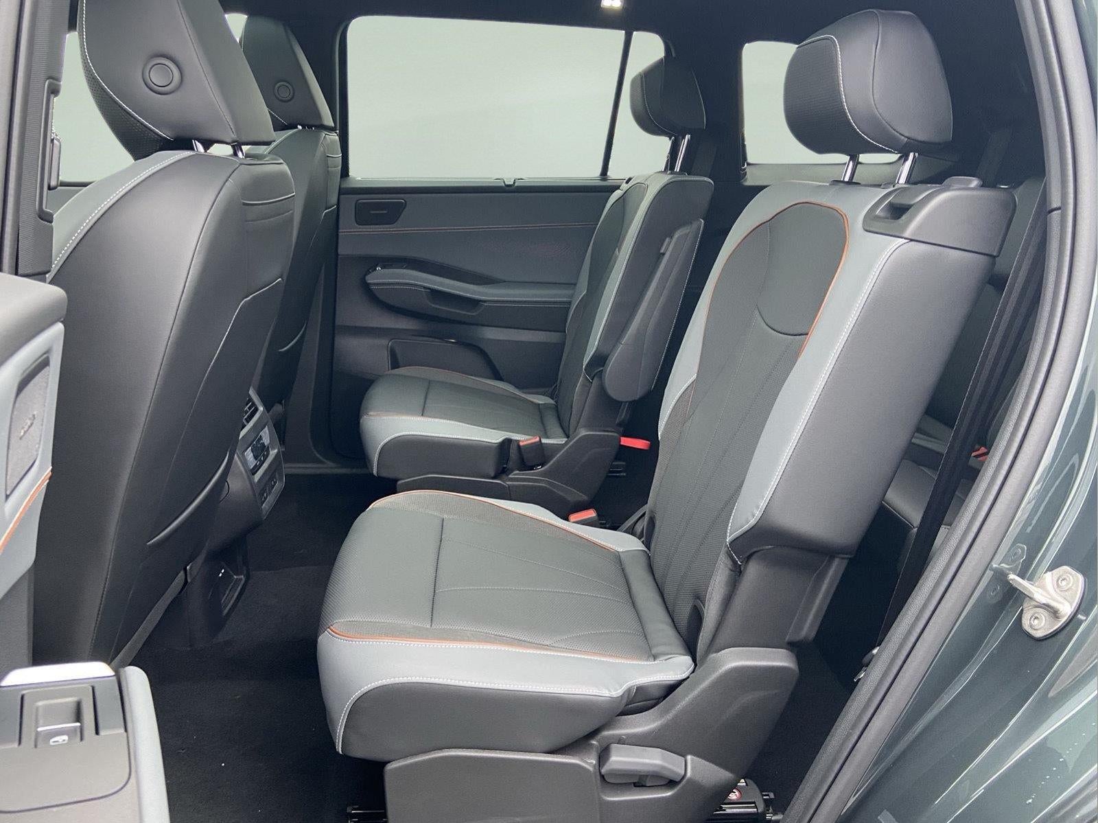 2027 Volkswagen Atlas SEL Premium R-Line