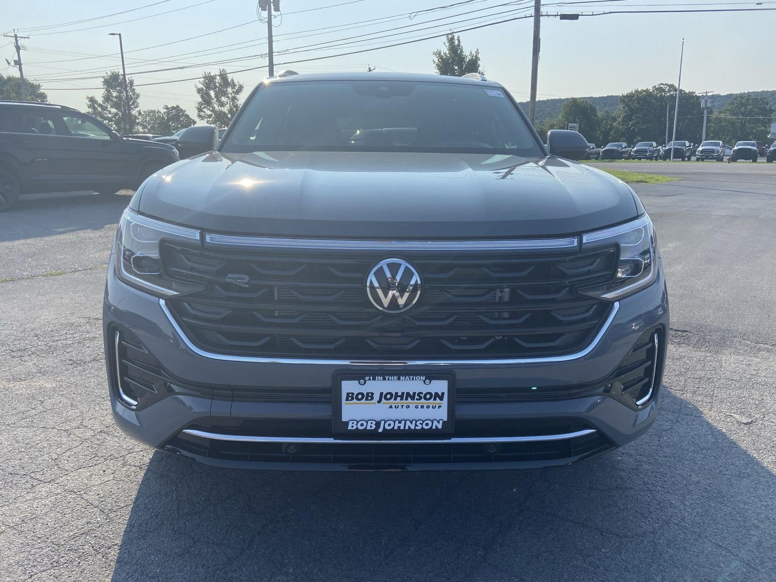 2026 Volkswagen Atlas Cross Sport 2.0T SEL Premium R-Line