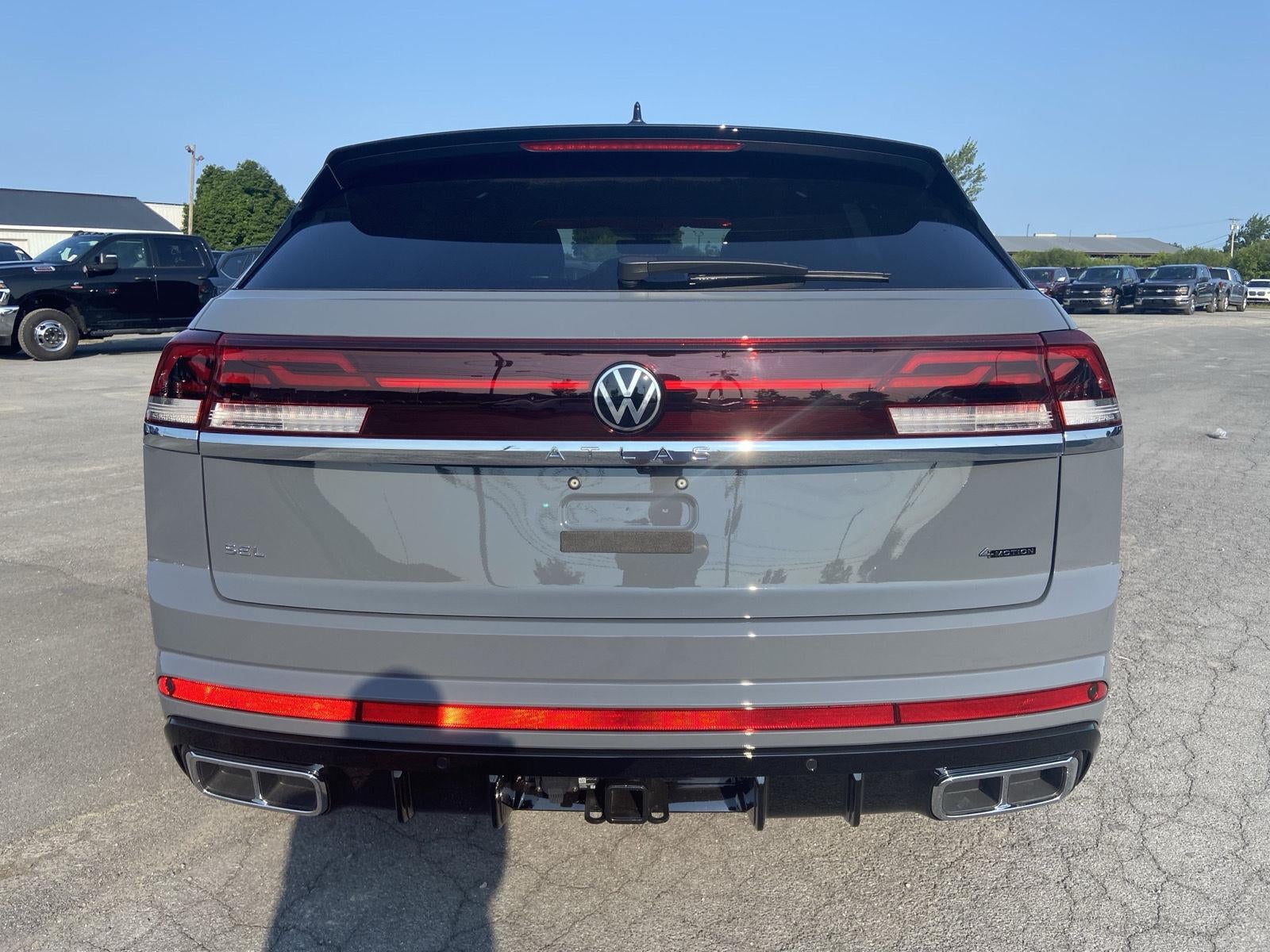 2026 Volkswagen Atlas Cross Sport 2.0T SEL Premium R-Line