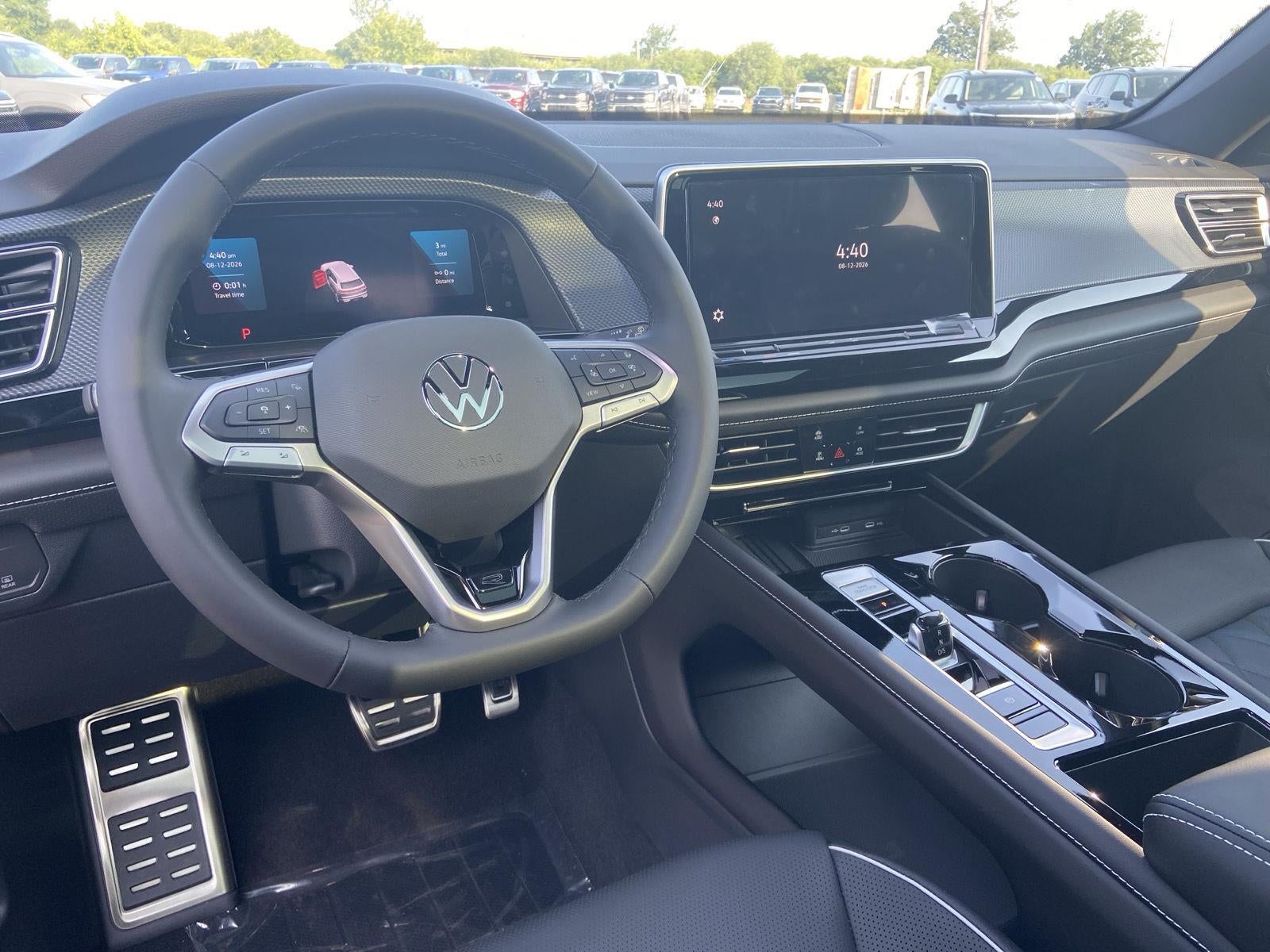 2026 Volkswagen Atlas Cross Sport 2.0T SEL Premium R-Line