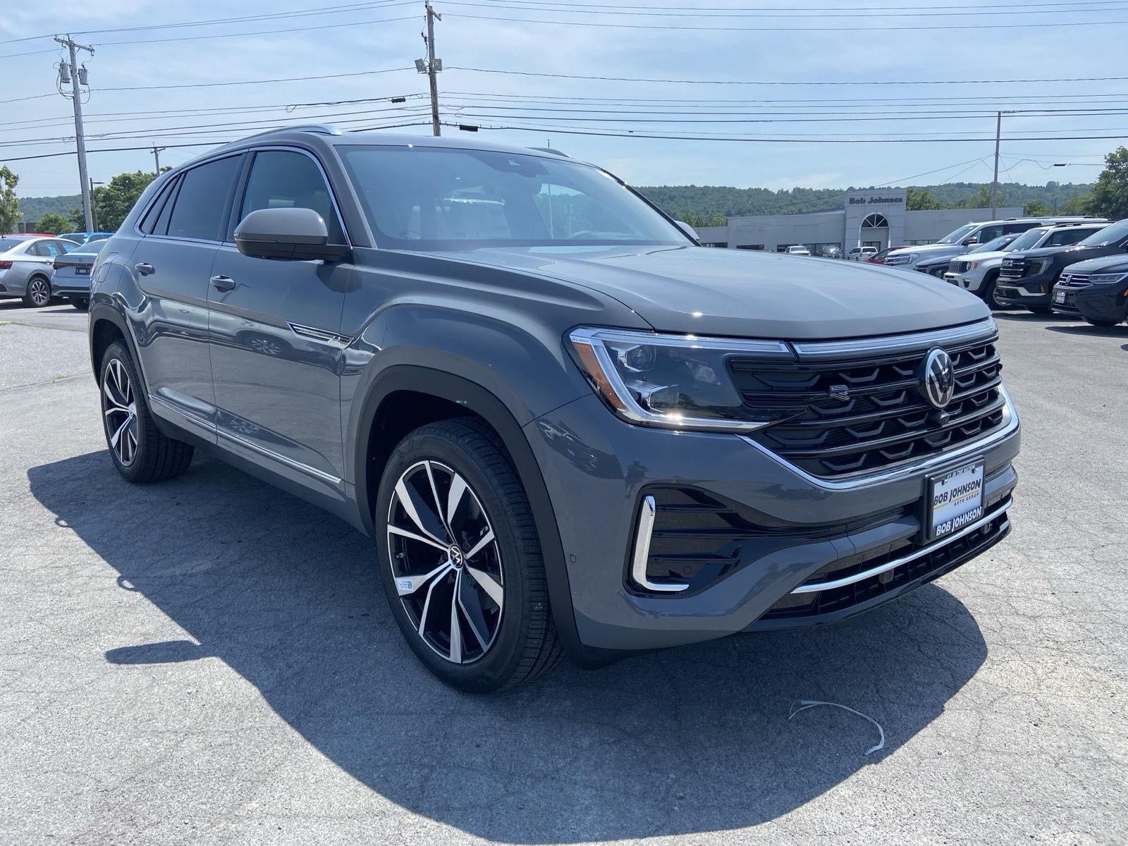 2026 Volkswagen Atlas Cross Sport 2.0T SEL Premium R-Line
