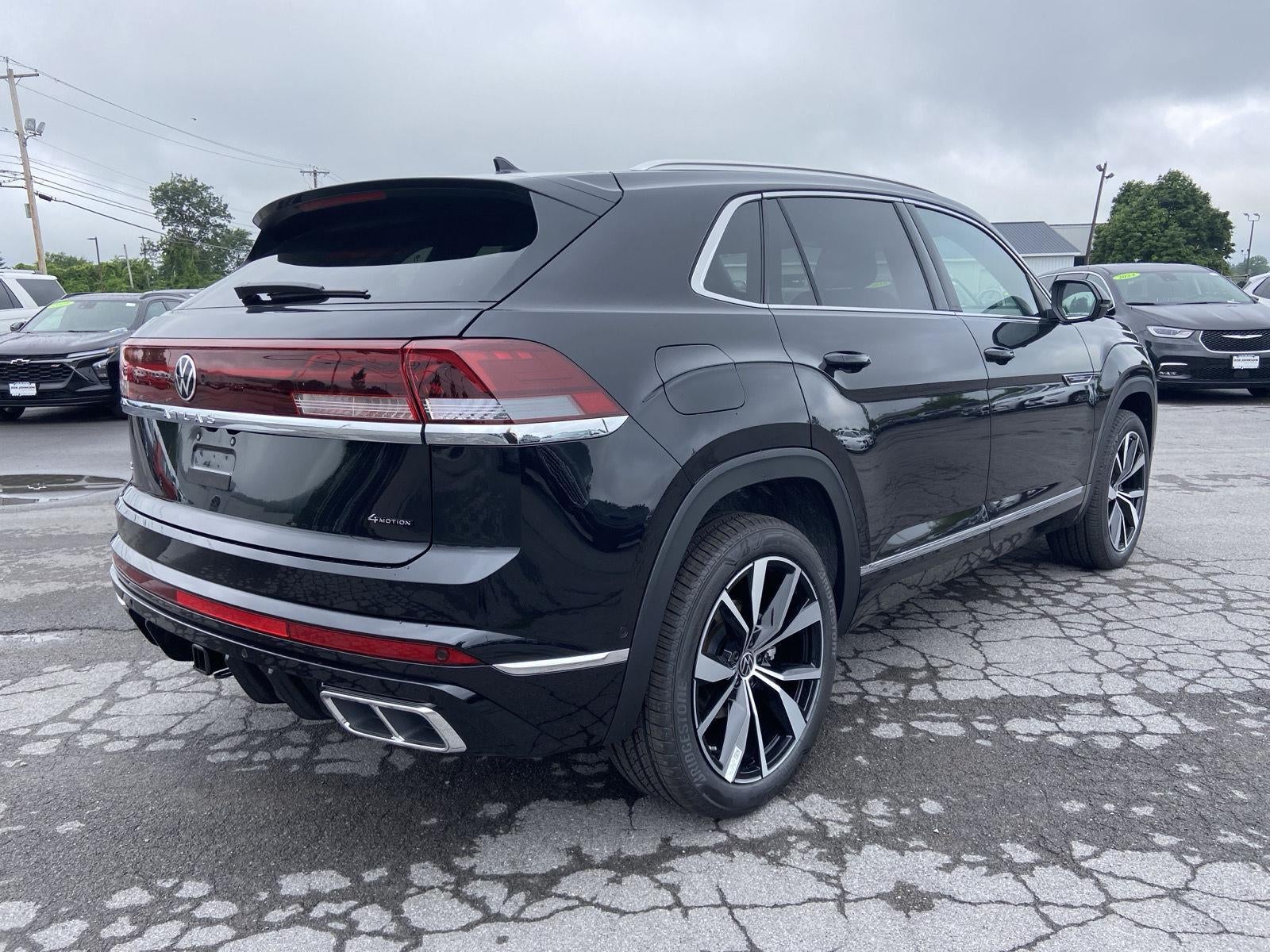 2026 Volkswagen Atlas Cross Sport 2.0T SEL Premium R-Line