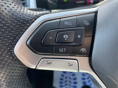 2022 Volkswagen Atlas Cross Sport 3.6L V6 SEL Premium R-Line