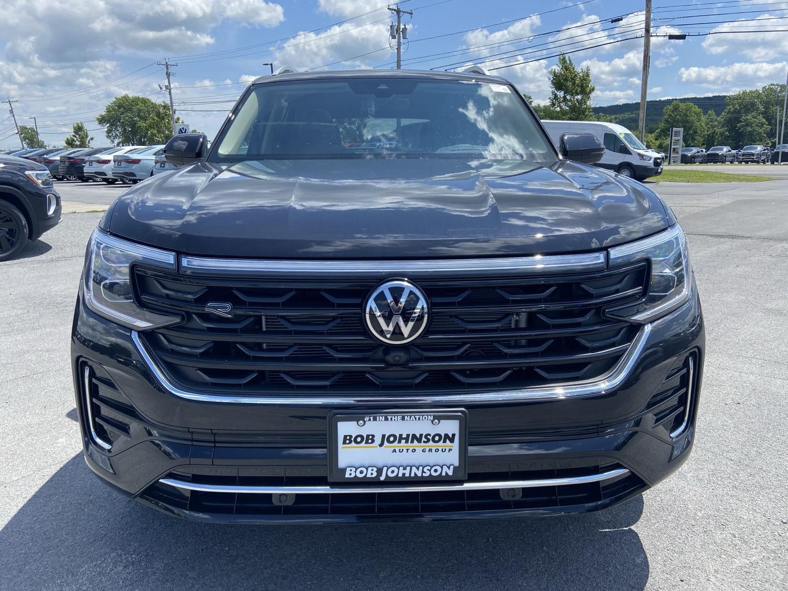 2026 Volkswagen Atlas 2.0T SEL Premium R-Line