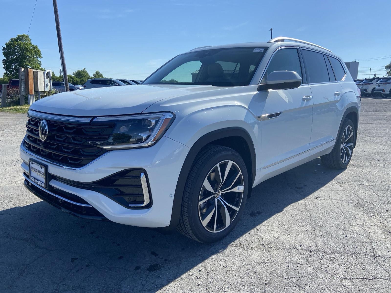 2026 Volkswagen Atlas 2.0T SEL Premium R-Line
