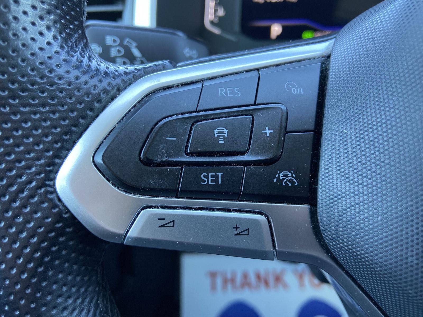 2023 Volkswagen Atlas 3.6L V6 SEL Premium R-Line