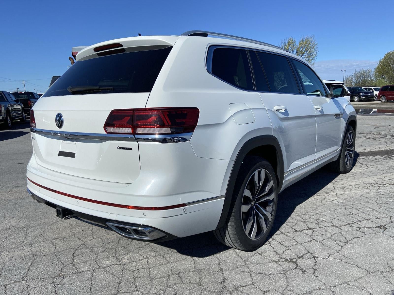 2023 Volkswagen Atlas 3.6L V6 SEL Premium R-Line