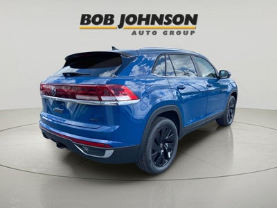 2026 Volkswagen Atlas Cross Sport 2.0T SE w/Technology