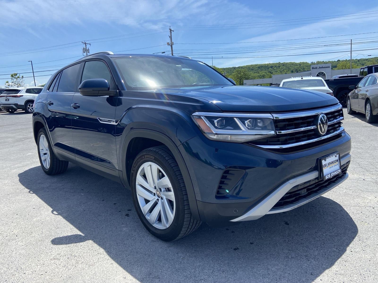 2022 Volkswagen Atlas Cross Sport 3.6L V6 SE w/Tech 4MOTION's photo