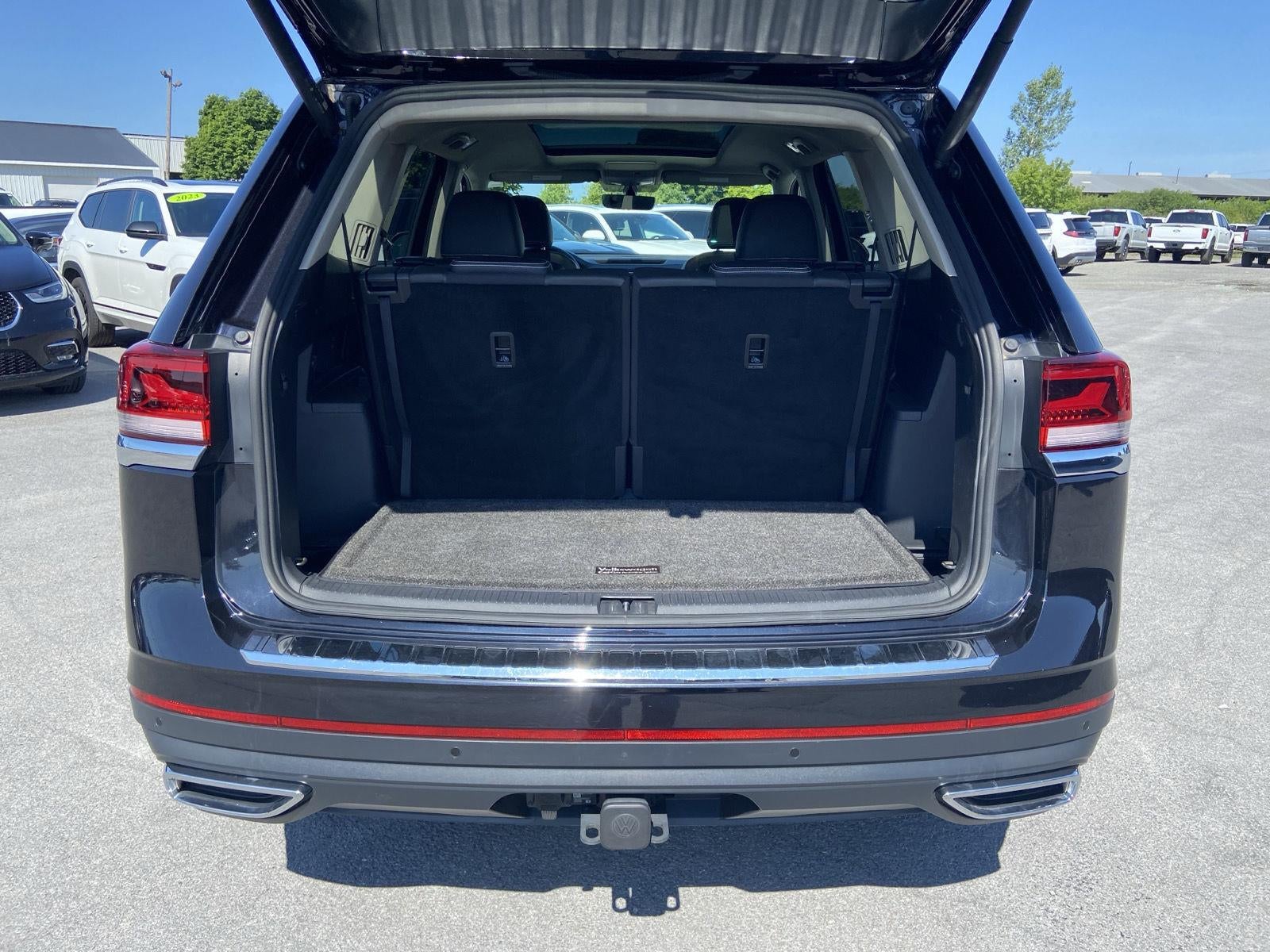 2023 Volkswagen Atlas 3.6L V6 SE w/Technology
