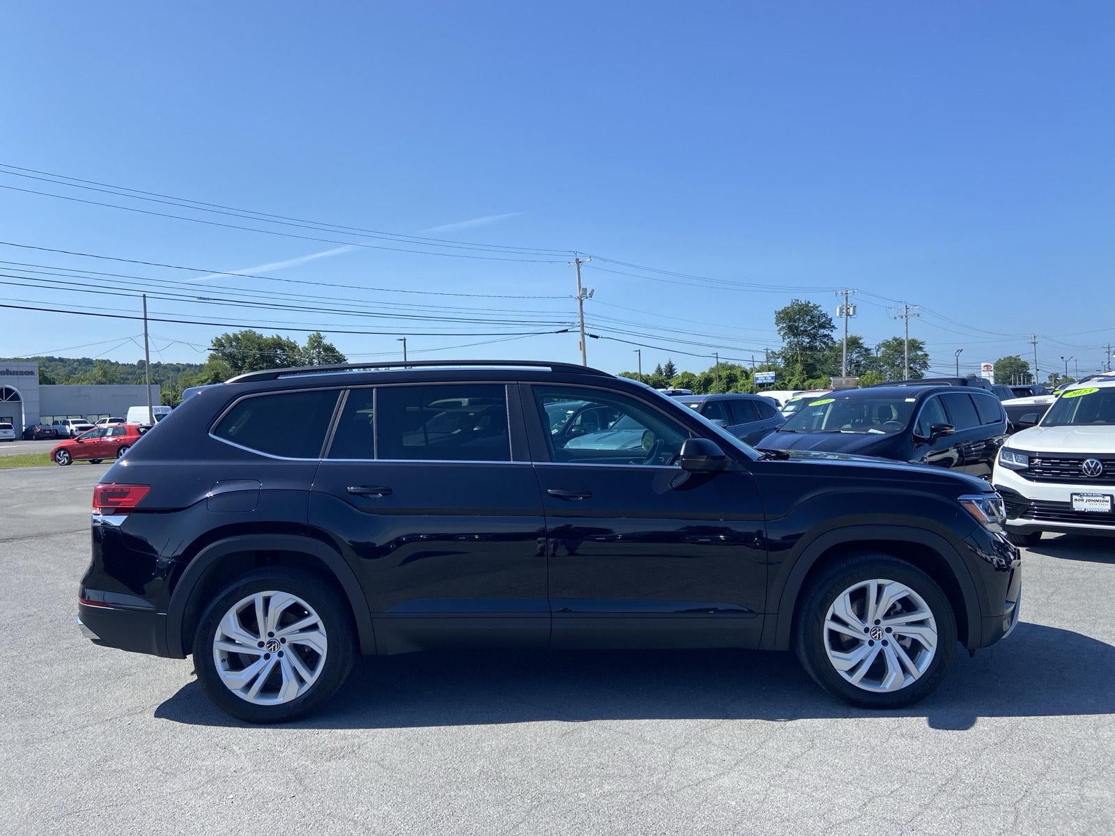2023 Volkswagen Atlas 3.6L V6 SE w/Technology