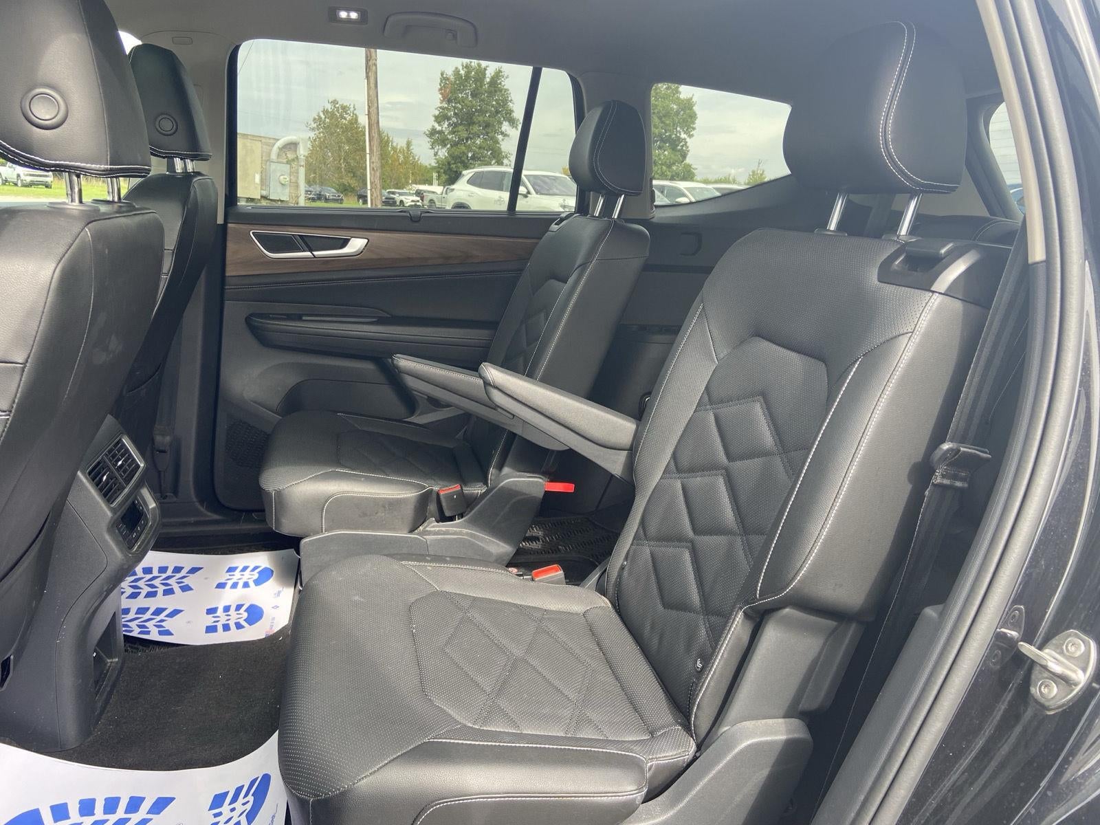 2024 Volkswagen Atlas 2.0T SE w/Technology
