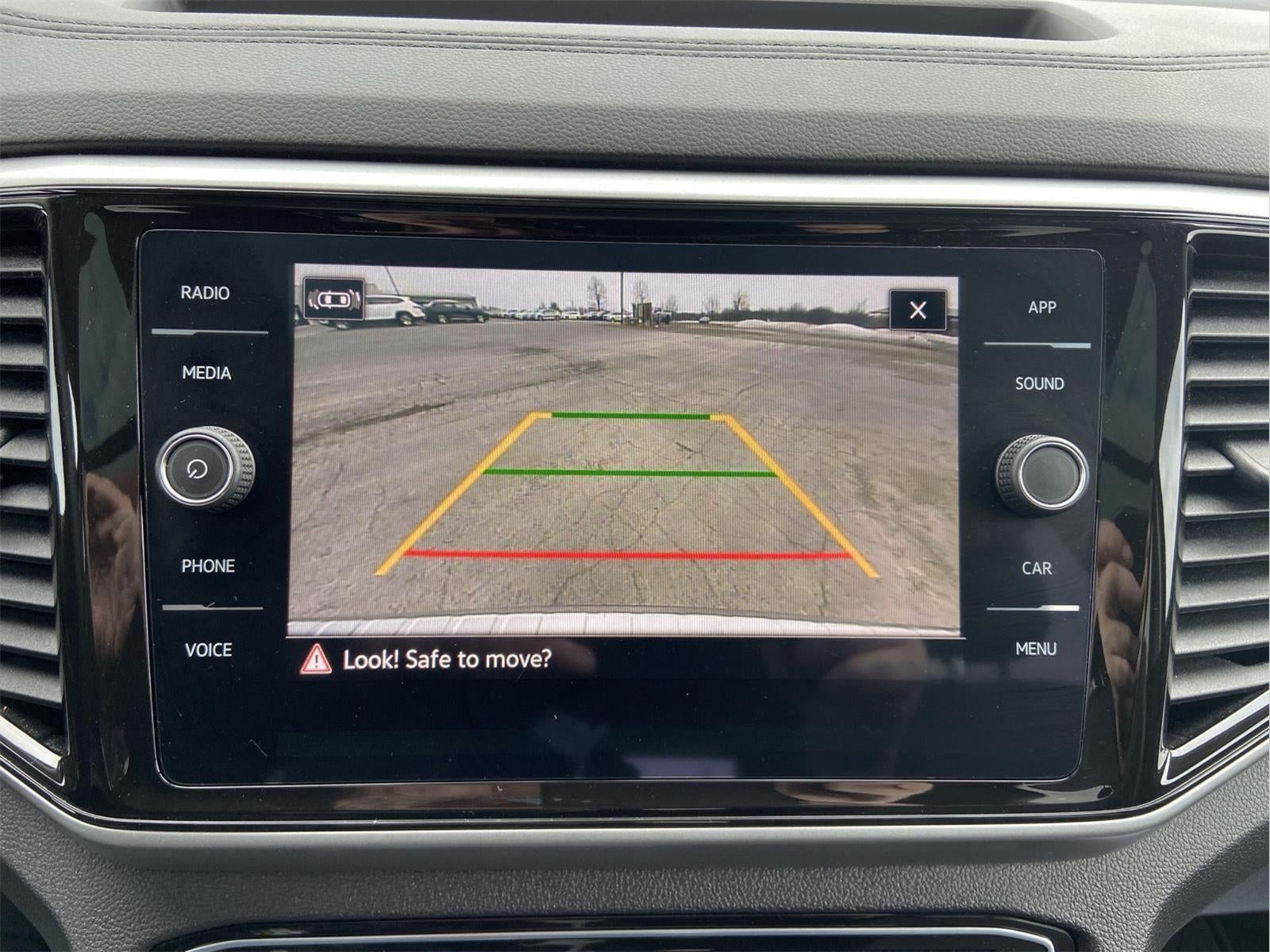 2023 Volkswagen Atlas 3.6L V6 SE w/Technology