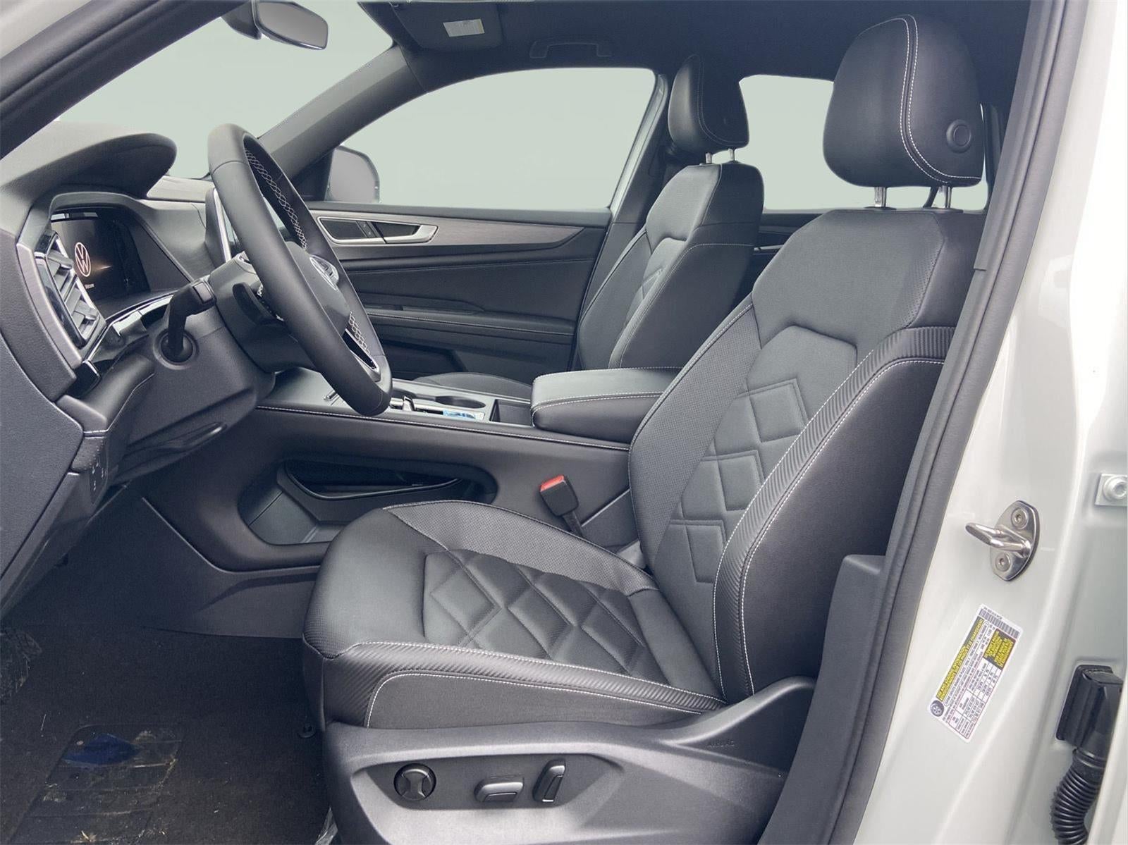 2026 Volkswagen Atlas Cross Sport 2.0T SE