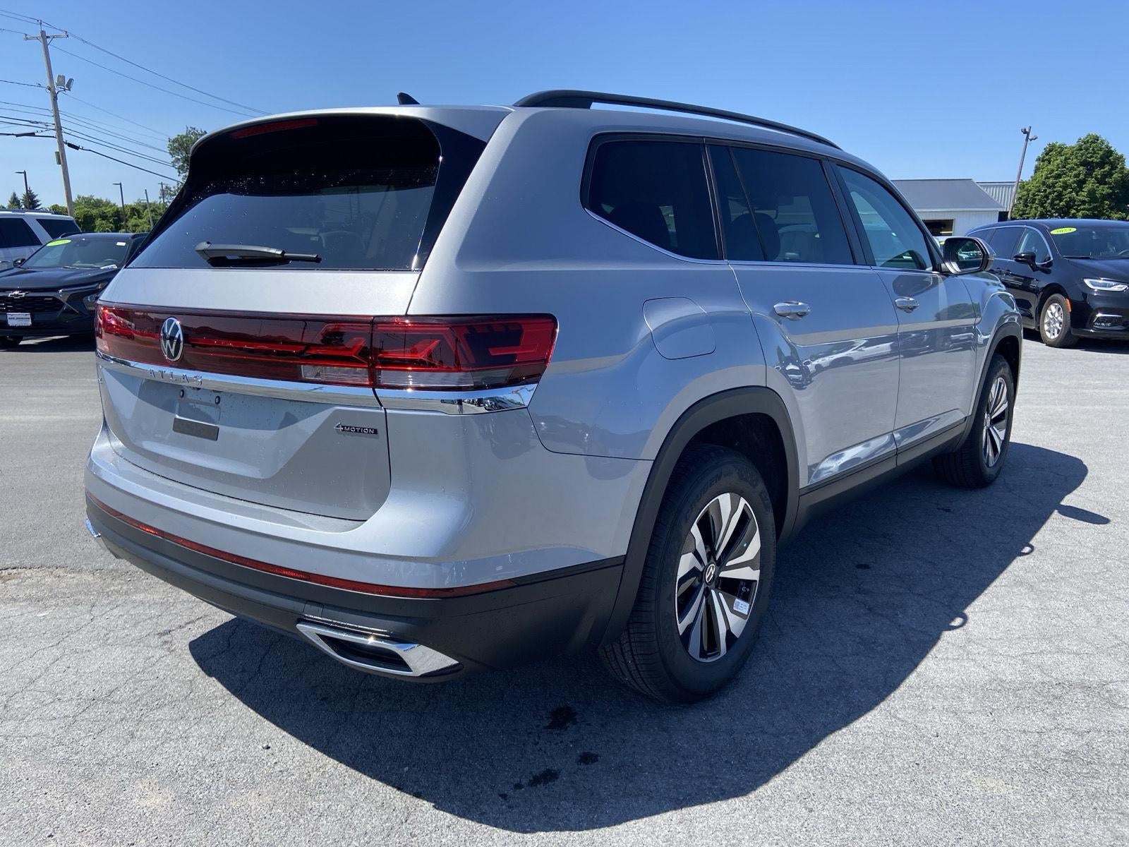 2026 Volkswagen Atlas 2.0T SE