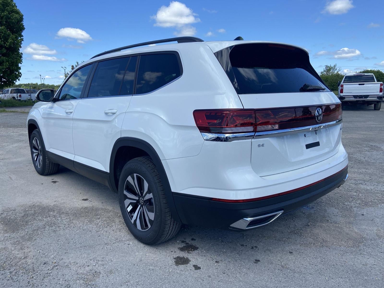 2026 Volkswagen Atlas 2.0T SE
