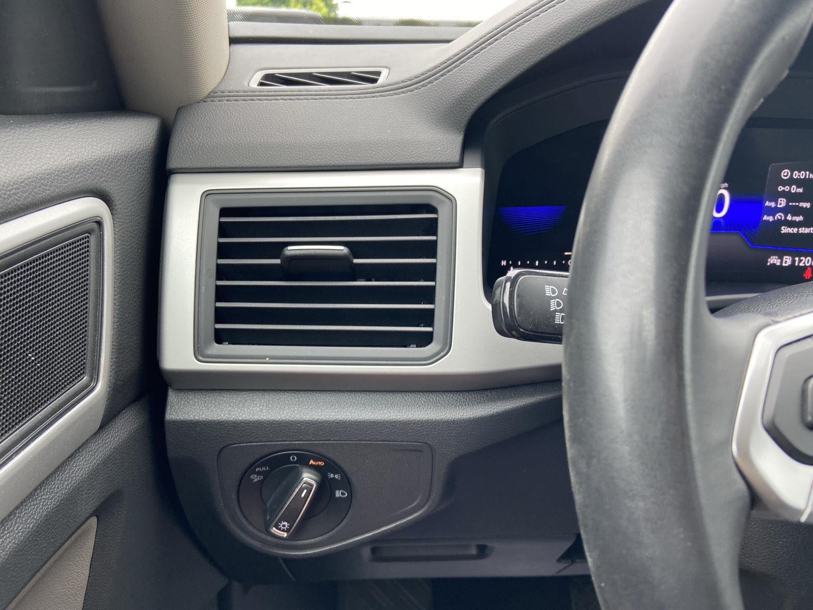 2023 Volkswagen Atlas 2.0T SE