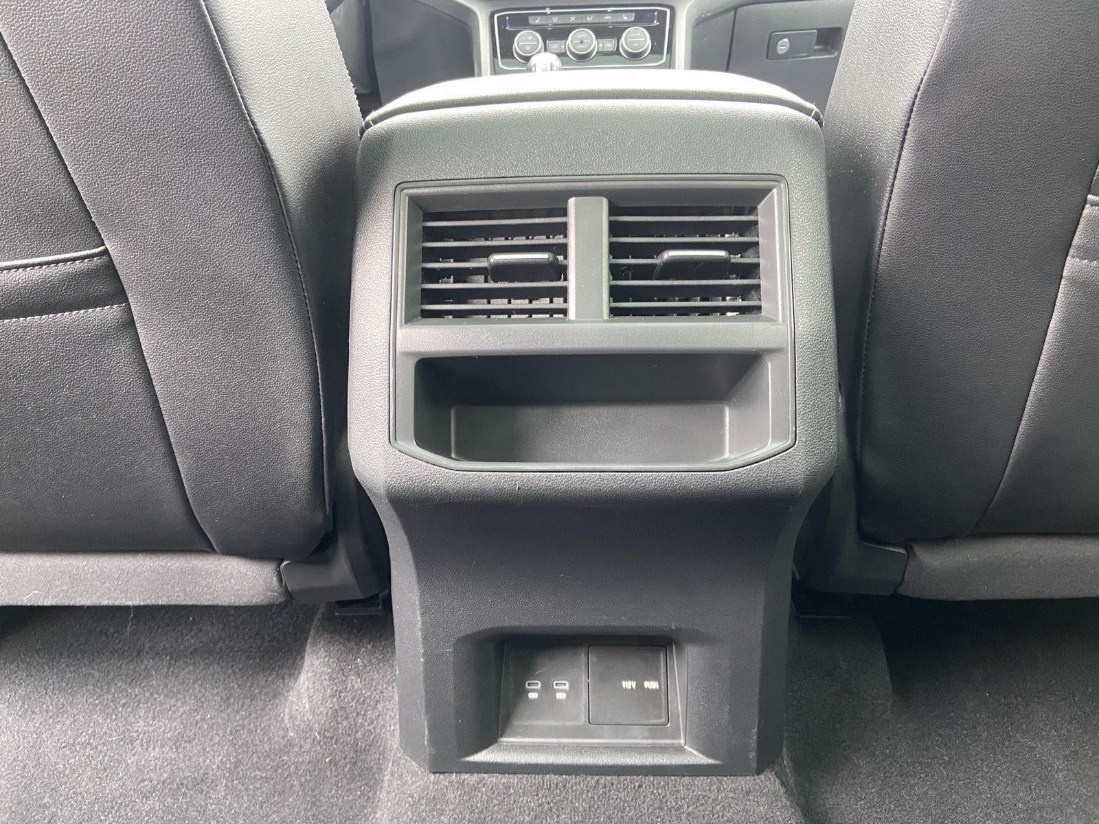 2022 Volkswagen Atlas Cross Sport 3.6L V6 SEL R-Line