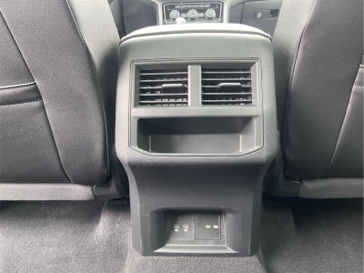 2022 Volkswagen Atlas Cross Sport 3.6L V6 SEL R-Line