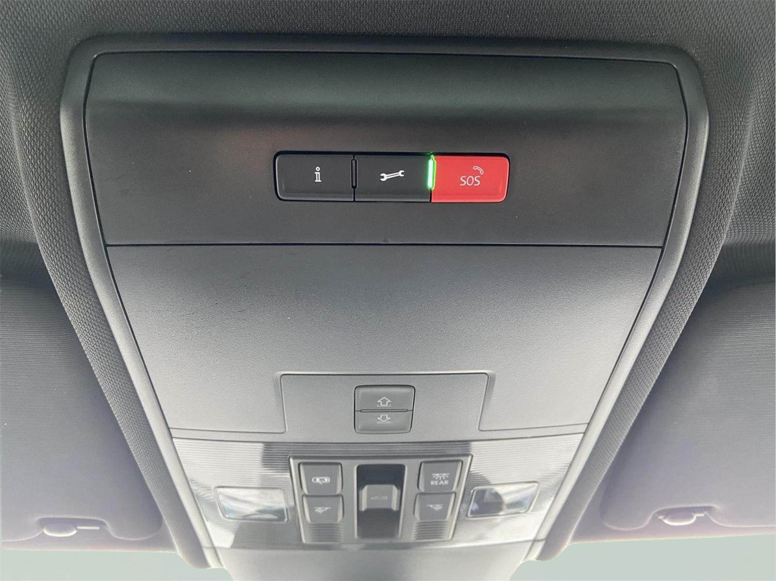 2022 Volkswagen Atlas Cross Sport 3.6L V6 SEL R-Line