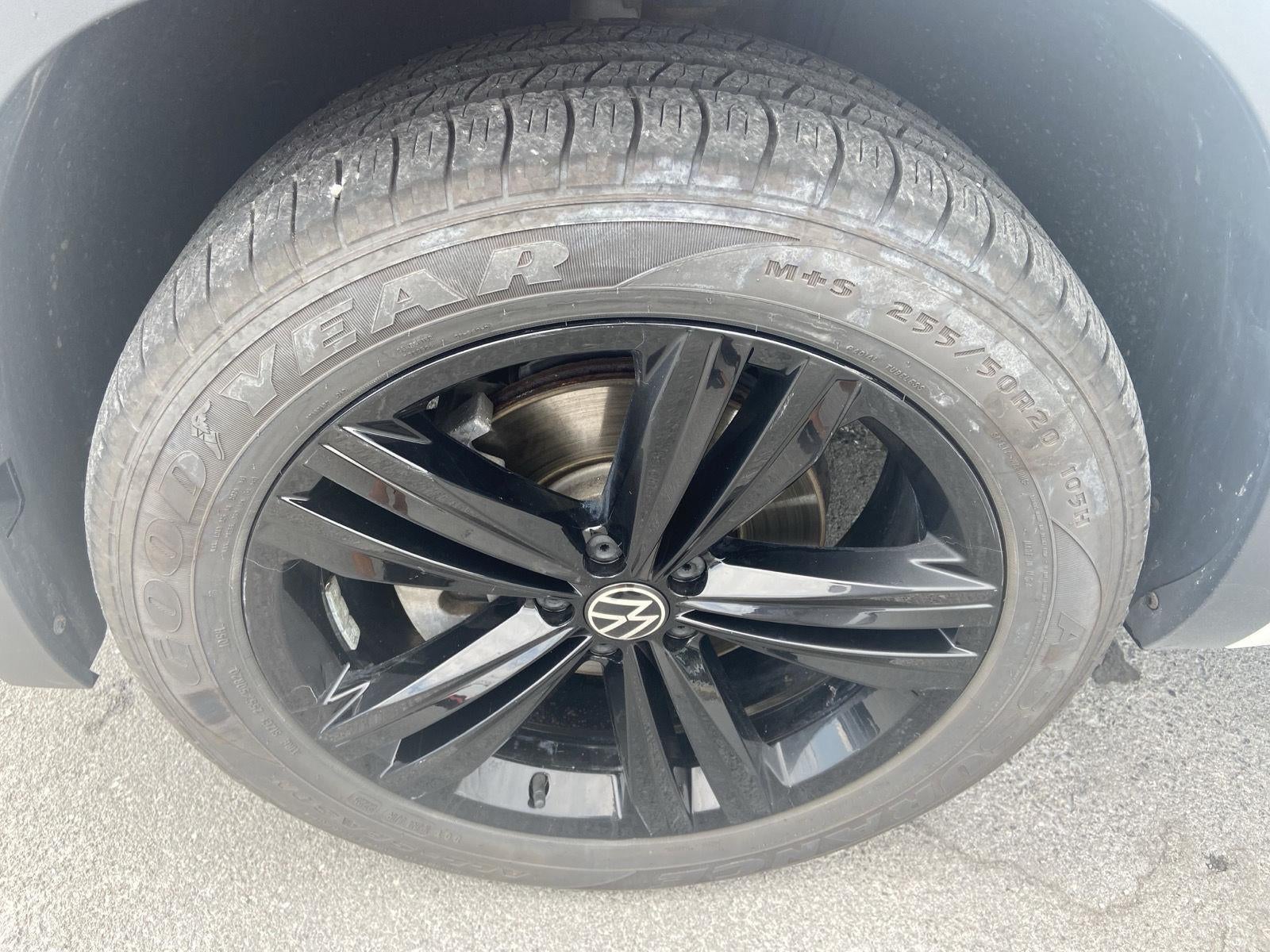 2023 Volkswagen Atlas 3.6L V6 SEL R-Line Black