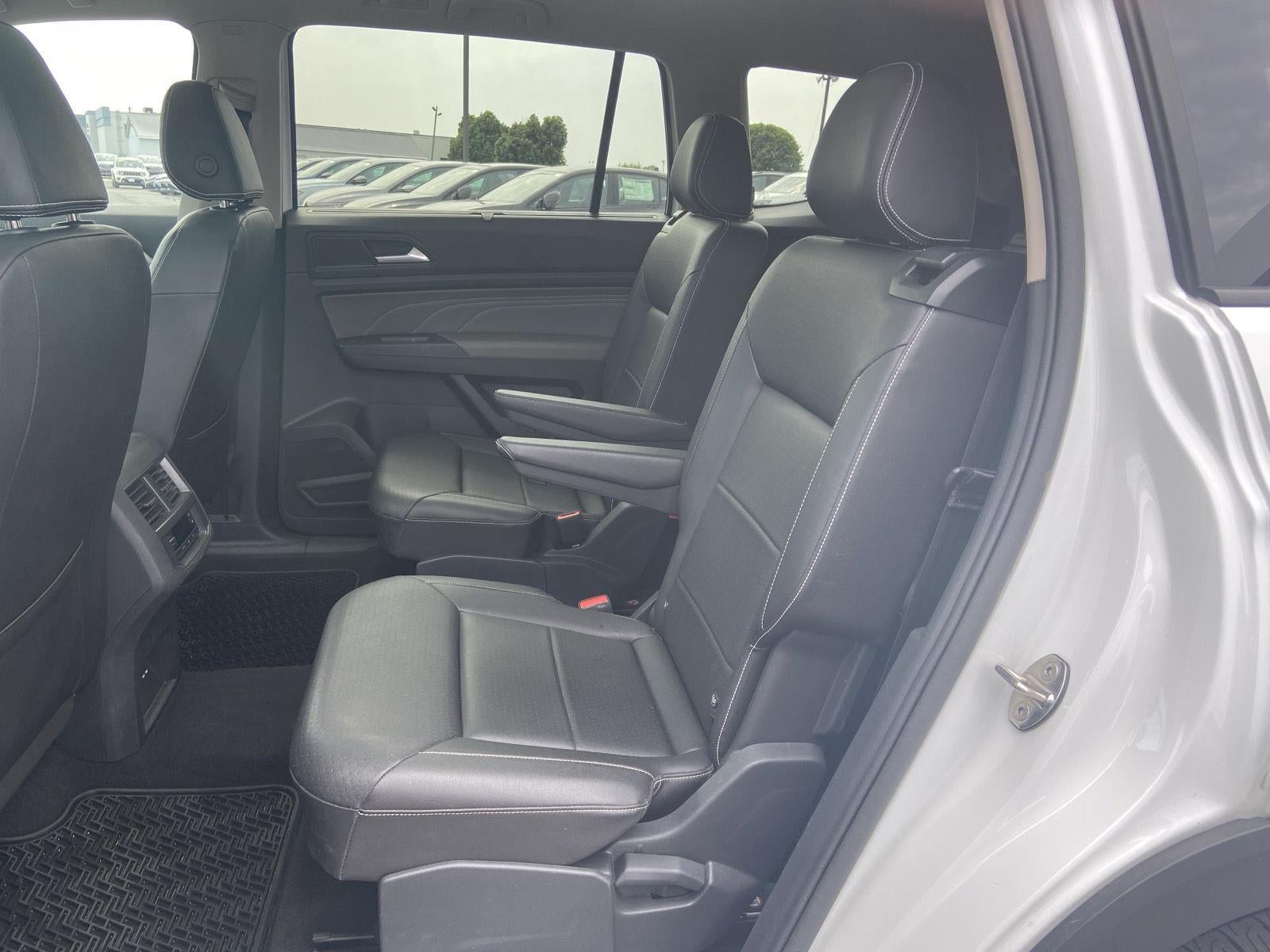 2023 Volkswagen Atlas 3.6L V6 SEL R-Line Black