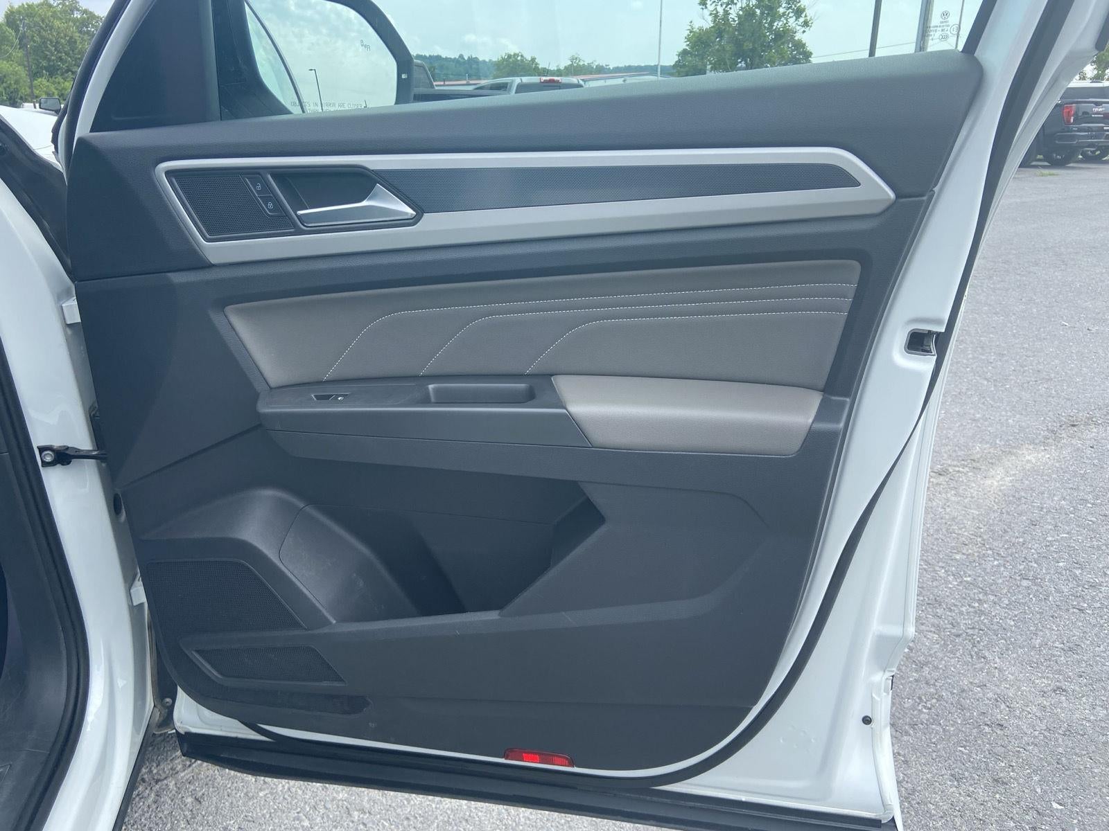 2023 Volkswagen Atlas 3.6L V6 SEL R-Line Black
