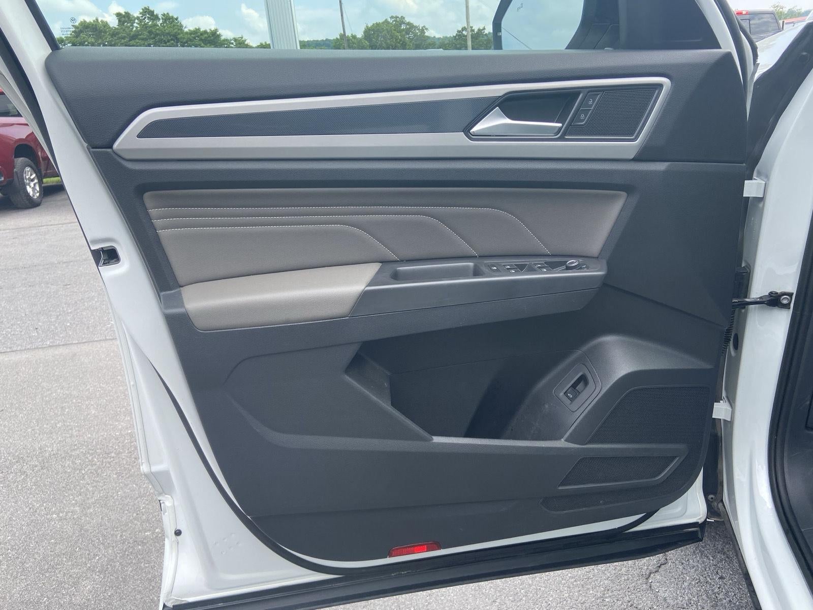 2023 Volkswagen Atlas 3.6L V6 SEL R-Line Black
