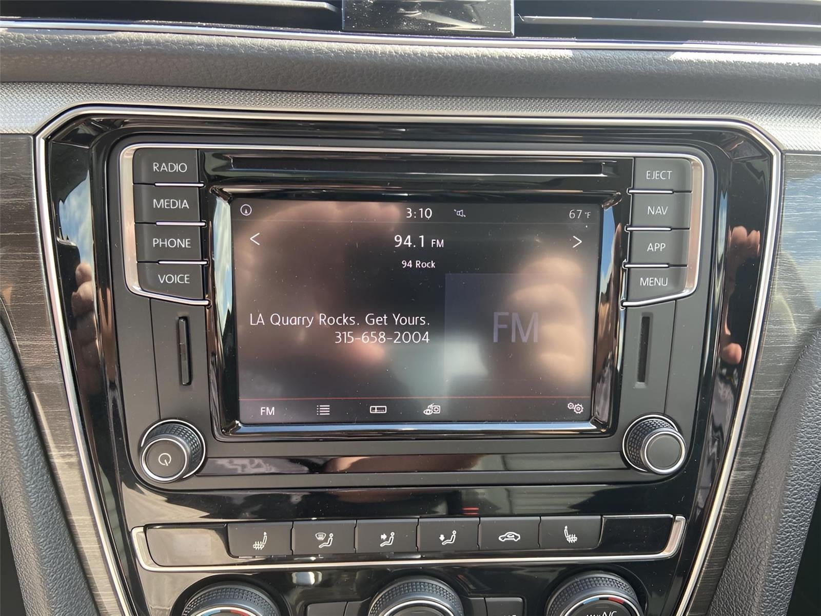 2018 Volkswagen Passat 2.0T SEL Premium