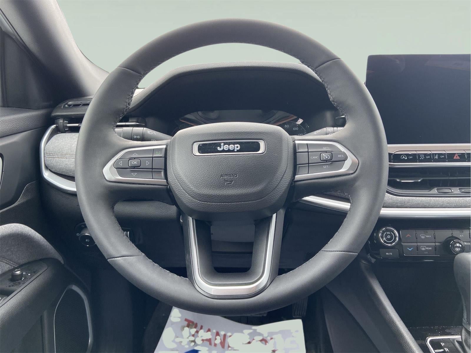 2023 Jeep Compass Latitude Lux